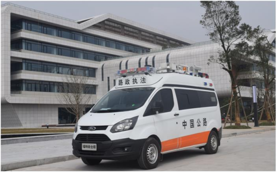 與疫情賽跑！“六合造”救護(hù)車奔赴抗疫一線